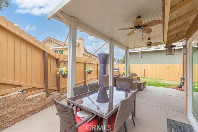 560 Shenandoah Road, Corona CA: https://media.crmls.org/medias/9609a6f8-4645-4a40-8c73-d77c5f6f5a0d.jpg