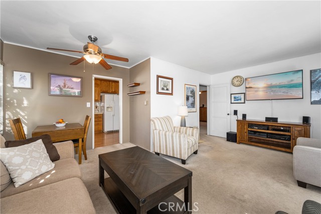 Detail Gallery Image 6 of 45 For 5815 E Oxholm, Long Beach,  CA 90808 - 3 Beds | 2 Baths