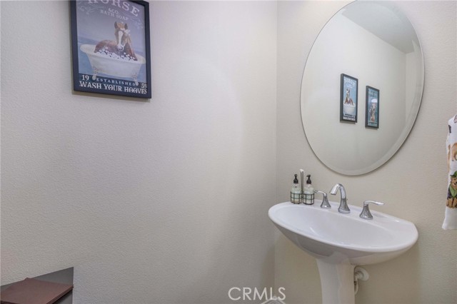 Detail Gallery Image 15 of 64 For 35385 Summerholly Lane, Murrieta,  CA 92563 - 5 Beds | 4/1 Baths