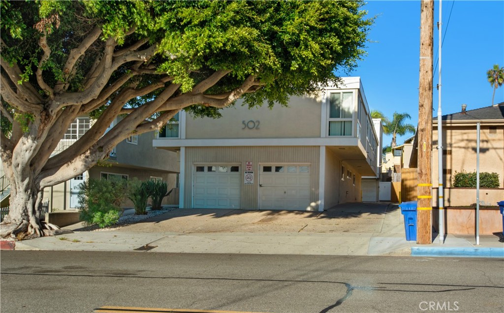Apartment at 502 N Elena Avenue