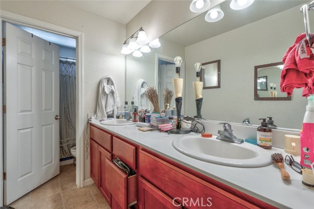 Detail Gallery Image 22 of 26 For 435 E San Pedro St, Merced,  CA 95341 - 5 Beds | 2 Baths