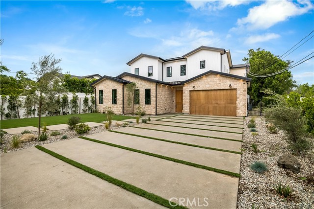 Detail Gallery Image 5 of 54 For 5929 Melvin Ave, Tarzana,  CA 91356 - 5 Beds | 6 Baths