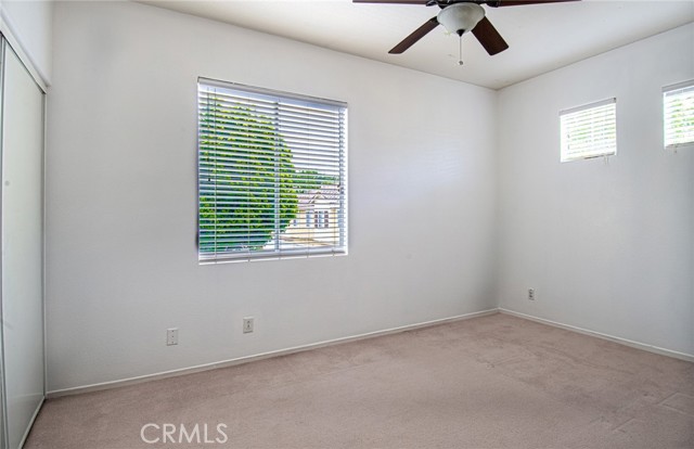 19646 Orviento Drive, Lake Forest CA: https://media.crmls.org/medias/960d79a9-8065-46bd-ac5e-1dcfad2014de.jpg