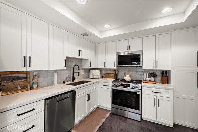 Detail Gallery Image 11 of 25 For 26592 Dolorosa, Mission Viejo,  CA 92691 - 2 Beds | 2 Baths