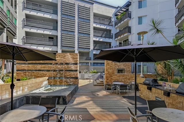 629 Traction, Los Angeles CA: https://media.crmls.org/medias/960fb096-2ae7-445f-904a-c1e8b498c14a.jpg