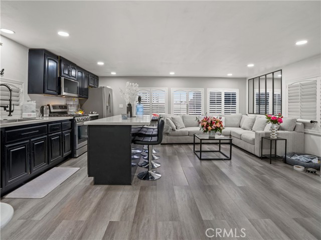 Detail Gallery Image 2 of 21 For 2751 Reche Canyon Rd 209b,  Colton,  CA 92324 - 2 Beds | 1 Baths