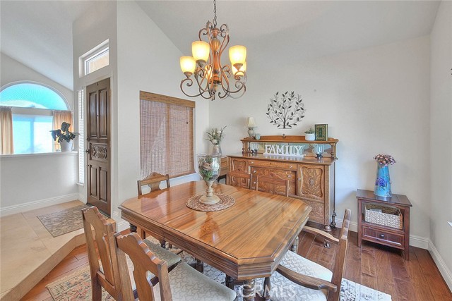13563 Meadow Crest Drive, Chino Hills CA: https://media.crmls.org/medias/96102508-06af-49e1-93bb-5afcc0759180.jpg