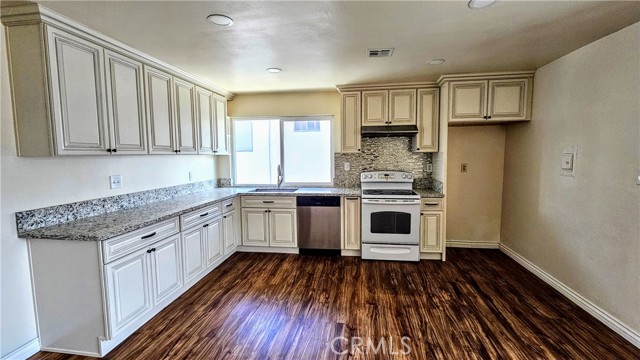 Image 3 for 18120 Via Amorosa #4, Rowland Heights, CA 91748