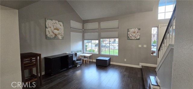 Detail Gallery Image 4 of 15 For 12909 Fontainebleau Dr, Moreno Valley,  CA 92555 - 3 Beds | 2/1 Baths