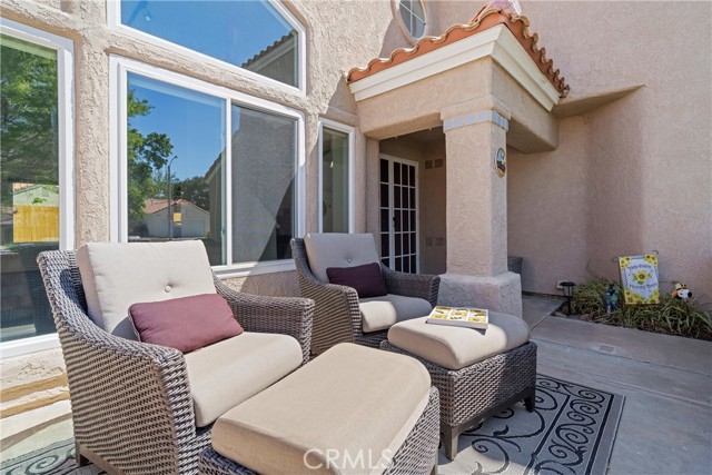 1605 Kings Road, Palmdale CA: https://media.crmls.org/medias/96118813-9d9d-48ff-81dc-40b059803935.jpg