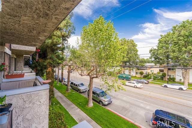Detail Gallery Image 28 of 50 For 365 W Alameda Ave #203,  Burbank,  CA 91506 - 3 Beds | 2 Baths