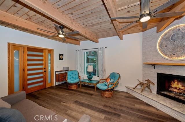 23463 The Blind Trail, Crestline, CA 92325