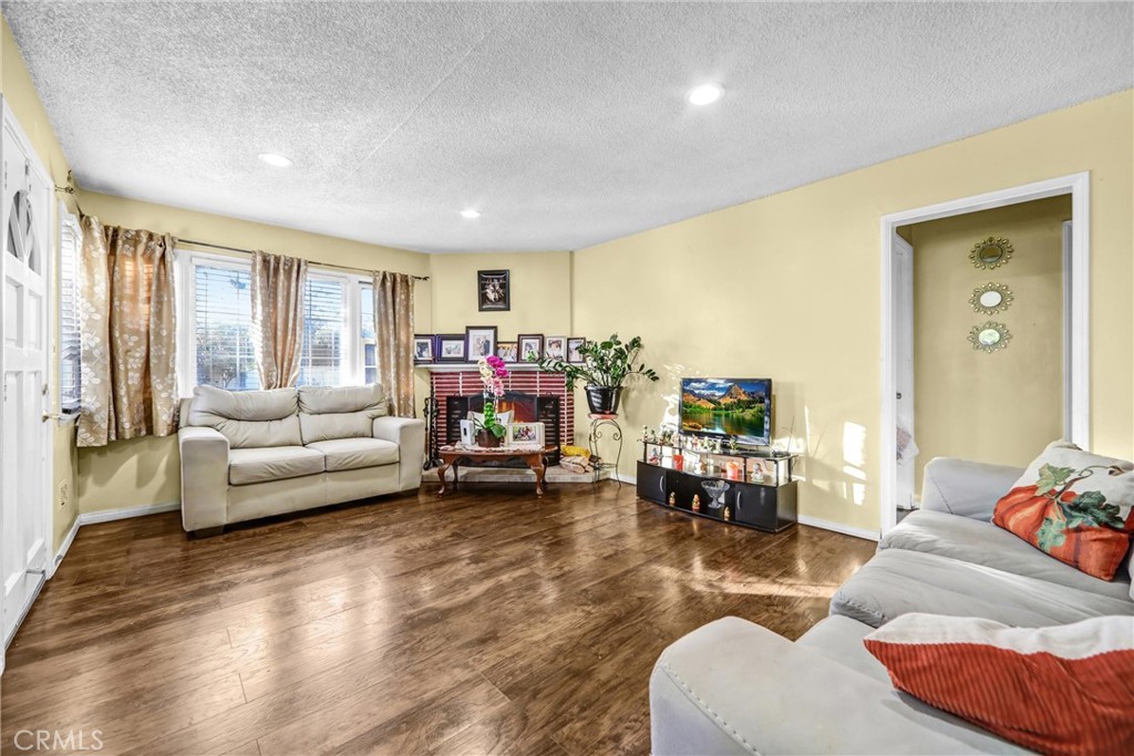 MLS #DW25267641 image #8