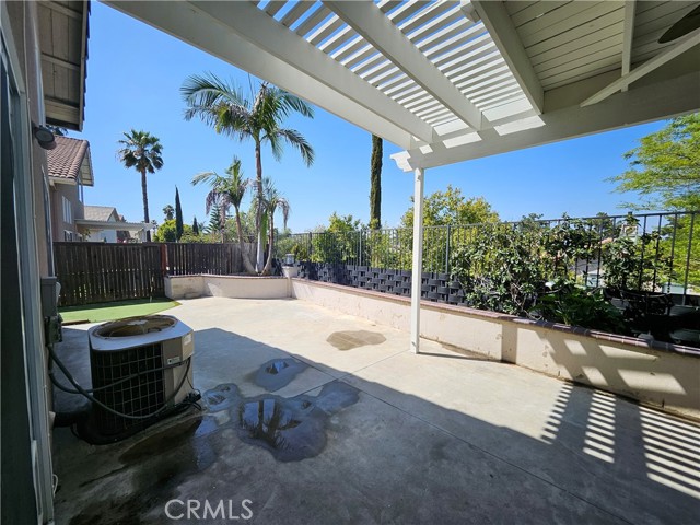 1369 Soundview Circle, Corona CA: https://media.crmls.org/medias/961280df-06d2-4abe-9037-2fe870878e02.jpg