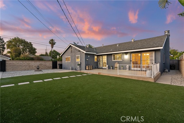 10625 Valjean Avenue, Granada Hills CA: https://media.crmls.org/medias/9612aac7-6a14-4b3d-9fc2-03c9d5e7c8b1.jpg