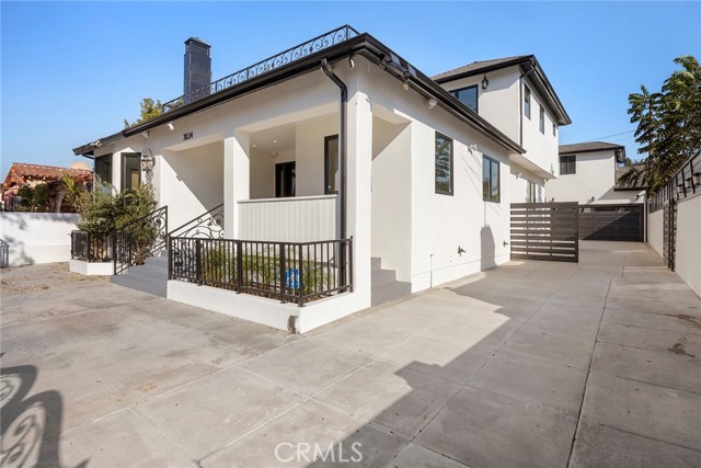 3834 Dublin Avenue, Los Angeles, California 90008, 5 Bedrooms Bedrooms, ,4 BathroomsBathrooms,Single Family Residence,For Sale,Dublin,OC23214489