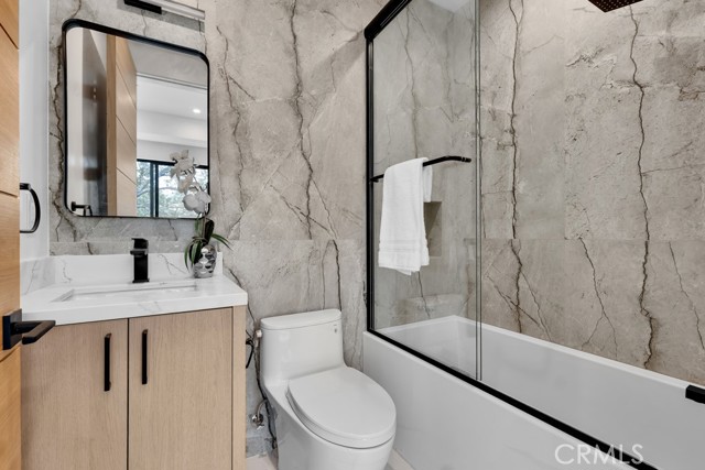 14899 Round Valley, Sherman Oaks CA: https://media.crmls.org/medias/9614a991-bb7c-4b2b-a0c7-9c54e9c1889b.jpg