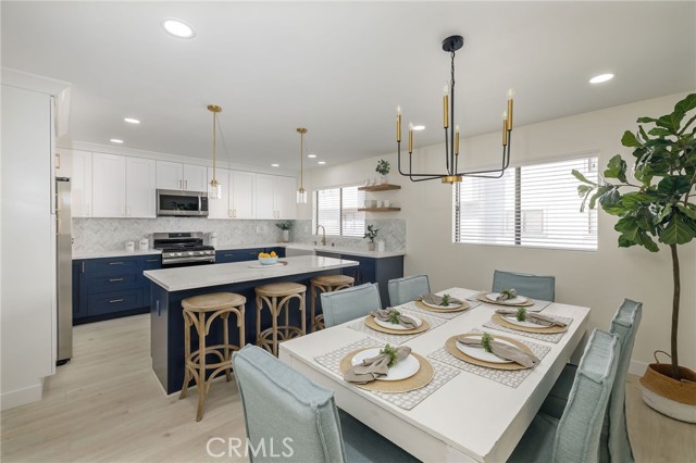 3614 Estates Lane, Rolling Hills Estates, California 90274, 3 Bedrooms Bedrooms, ,2 BathroomsBathrooms,Residential,Sold,Estates,SB22187548