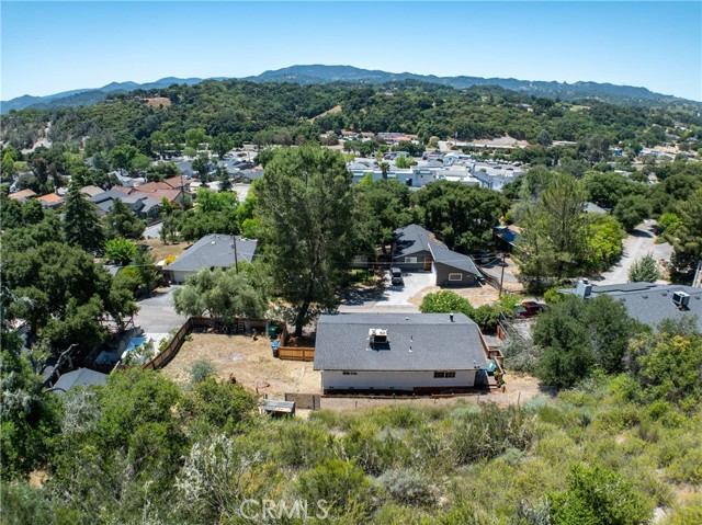 Detail Gallery Image 3 of 38 For 5775 Hermosilla Avenue, Atascadero,  CA 93422 - 3 Beds | 2 Baths