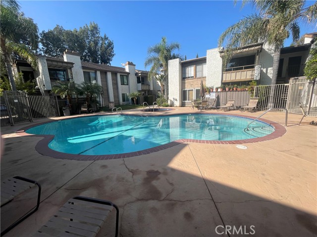 Detail Gallery Image 40 of 49 For 15511 Sherman Way, Van Nuys,  CA 91406 - 3 Beds | 2 Baths