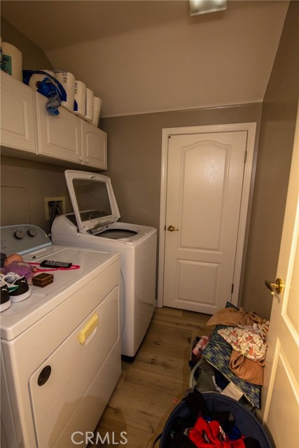 803 Mountain Park Drive, Bakersfield CA: https://media.crmls.org/medias/9615f8ac-c765-4779-8e41-0aed82e68a09.jpg