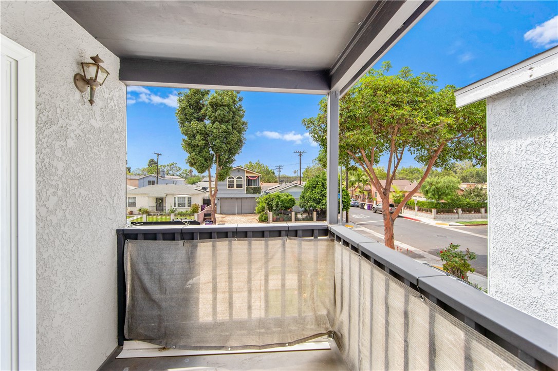 Detail Gallery Image 44 of 48 For 305 E Sunset St, Long Beach,  CA 90805 - 3 Beds | 2/1 Baths