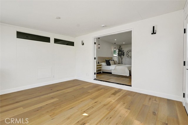 Detail Gallery Image 30 of 49 For 6852 6854 Atoll Avenue, North Hollywood,  CA 91605 - 4 Beds | 4 Baths