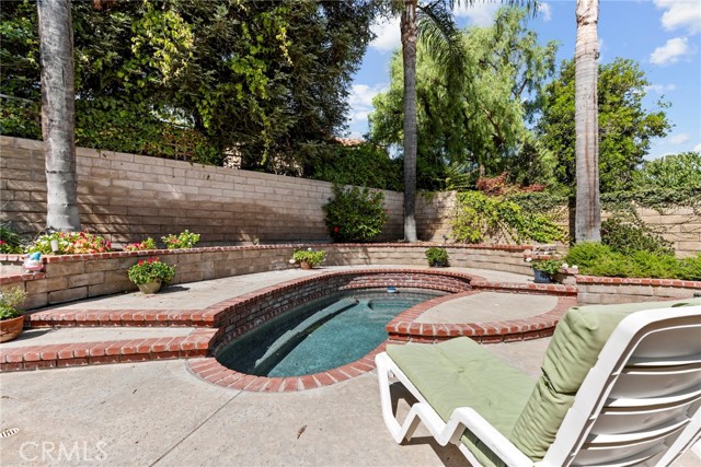 3919 Southhampton Road, Moorpark CA: https://media.crmls.org/medias/96171ad4-f056-4645-a736-04d4140f99f3.jpg