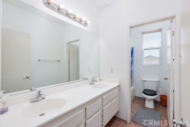 Upstairs Hall Bath