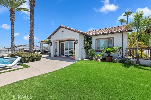 16850 Nandina Avenue, Riverside CA: https://media.crmls.org/medias/9618a12e-3f79-4125-98c1-d1b9e752350e.jpg