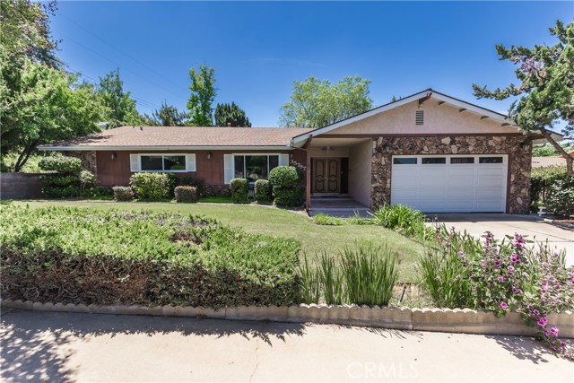 Detail Gallery Image 1 of 1 For 35797 Date Ave, Yucaipa,  CA 92399 - 3 Beds | 2/1 Baths