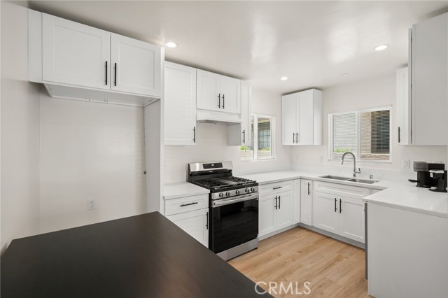 Detail Gallery Image 7 of 34 For 1523 Rock Glen Ave, Glendale,  CA 91205 - – Beds | – Baths