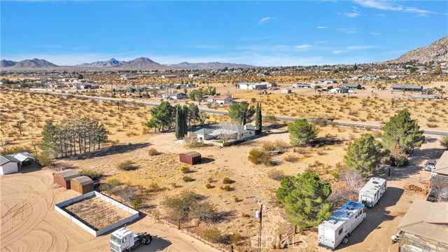 Detail Gallery Image 31 of 33 For 23573 Cahuilla Rd, Apple Valley,  CA 92307 - 3 Beds | 3 Baths