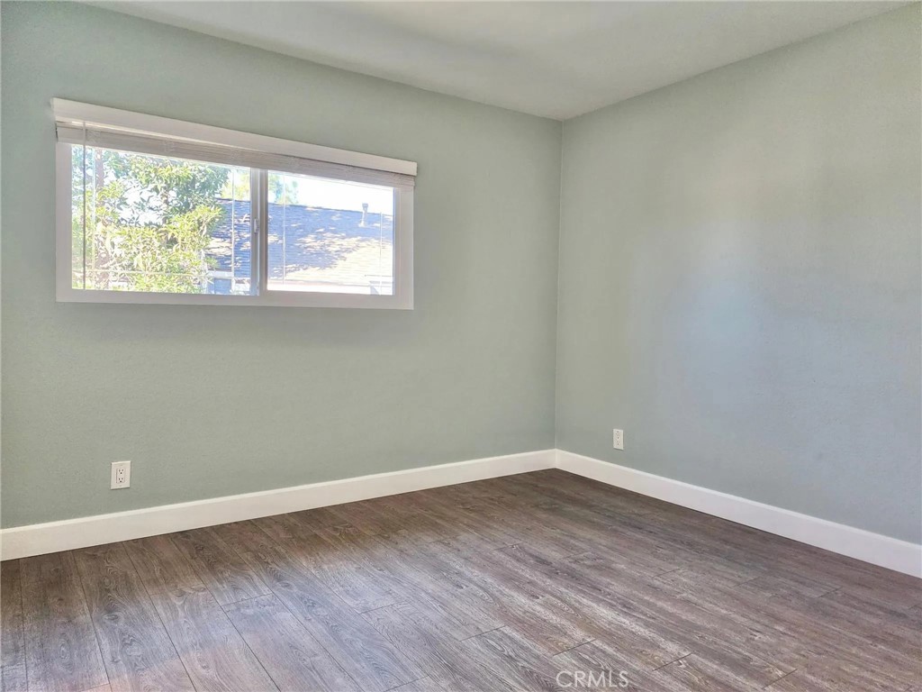 24221 Avenida De Las Flores 111
