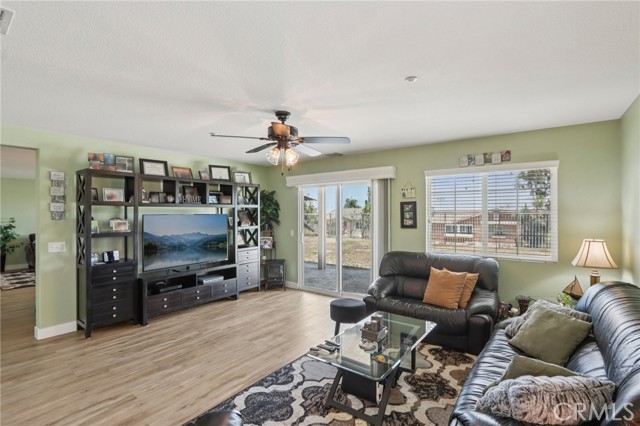 Detail Gallery Image 8 of 31 For 18418 Whitewater, Riverside,  CA 92508 - 4 Beds | 2/1 Baths