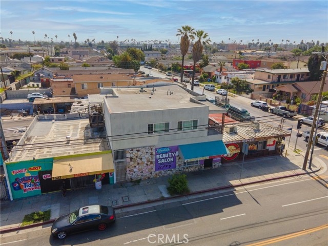 7524 S Hoover St, Los Angeles, CA 90044