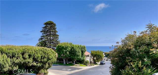 Detail Gallery Image 28 of 28 For 906 Emerald Bay, Laguna Beach,  CA 92651 - 4 Beds | 2/1 Baths