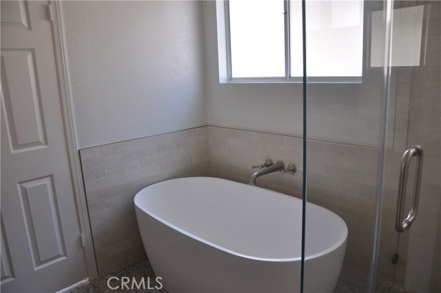 1713 Goodman Avenue, Redondo Beach CA: https://media.crmls.org/medias/961b46fc-403a-41d5-8488-f34bfc7ab829.jpg