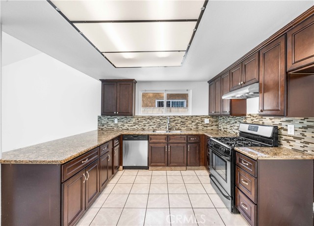 11430 Strathern Street, North Hollywood CA: https://media.crmls.org/medias/961b567c-d6f1-4143-bc7e-55b4cb735155.jpg