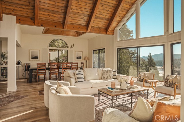 201 Grizzly, Lake Arrowhead, CA 92352