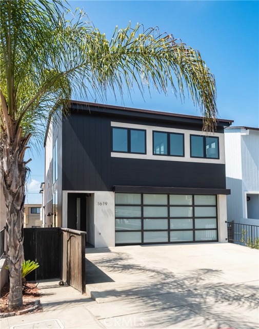 1619 Monterey Boulevard, Hermosa Beach, California 90254, 3 Bedrooms Bedrooms, ,1 BathroomBathrooms,Residential,Sold,Monterey,SB21186123