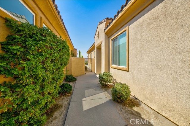 67263 S Chimayo Drive, Cathedral City CA: https://media.crmls.org/medias/961c1fc2-e71c-4f88-9f7b-904d9a91f732.jpg