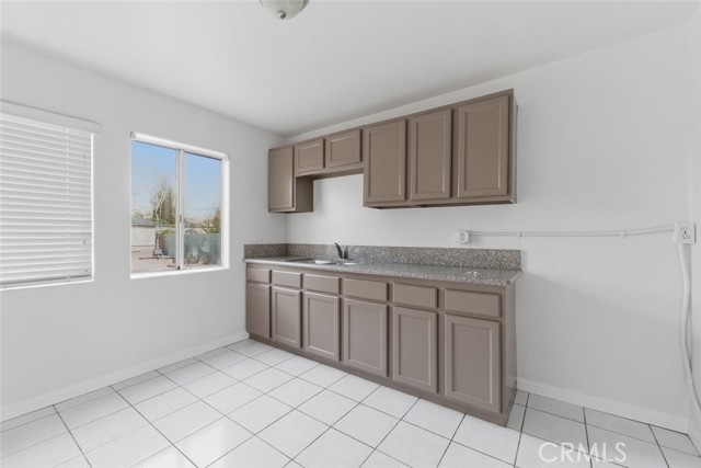 Detail Gallery Image 11 of 28 For 14122 Merced Ave, Baldwin Park,  CA 91706 - 2 Beds | 1 Baths