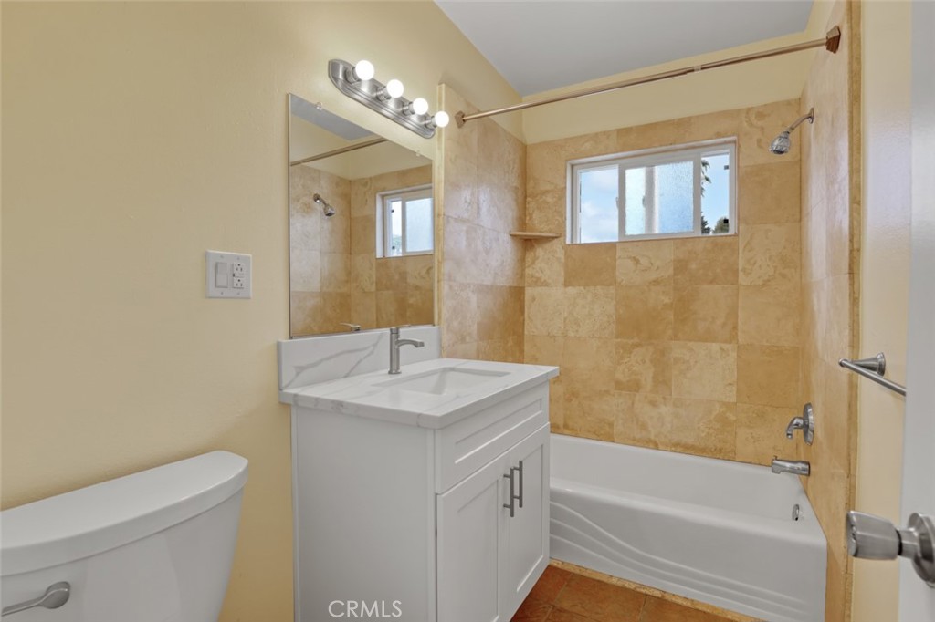 https://media.crmls.org/medias/961cb786-57dc-4871-9870-2670f055cf93.jpg?preset=X-Large