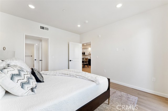 Detail Gallery Image 15 of 41 For 4064 E Live Oak Ave #502,  Arcadia,  CA 91006 - 1 Beds | 1 Baths
