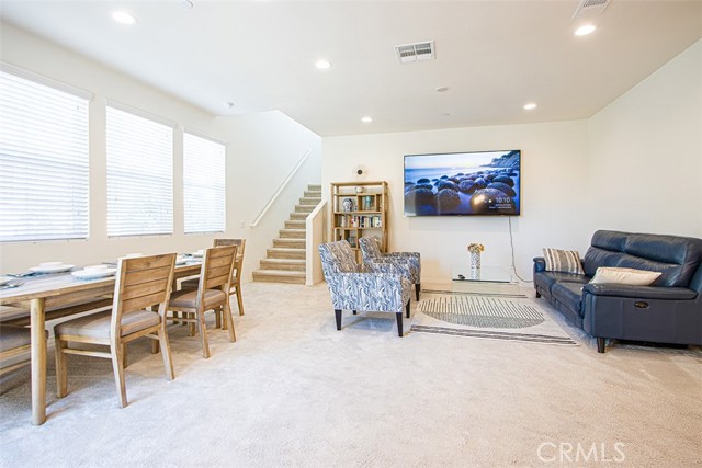 Detail Gallery Image 3 of 31 For 1509 Granada Rd, Upland,  CA 91786 - 4 Beds | 3/1 Baths