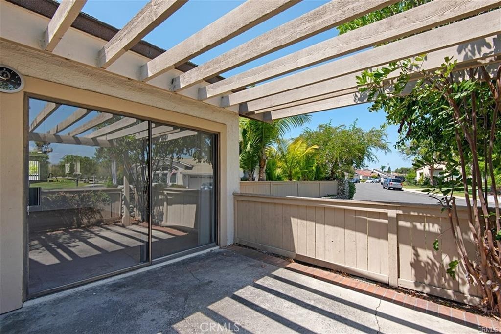 MLS #OC25247111 image #22