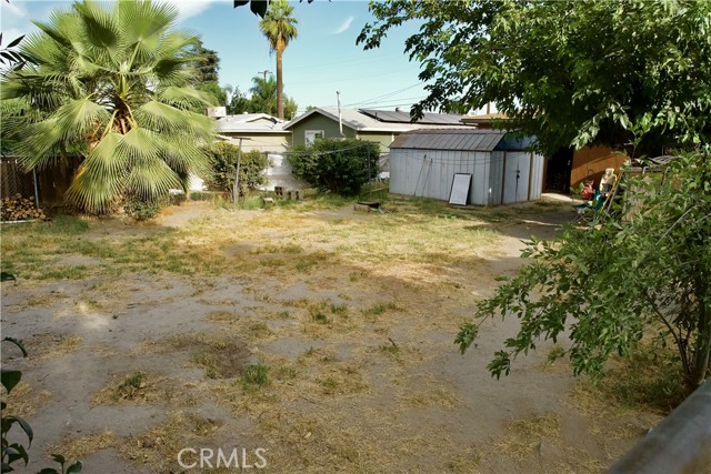 998 W 10th Street, San Bernardino CA: https://media.crmls.org/medias/961ed717-1732-4d35-aceb-249a62687cf3.jpg