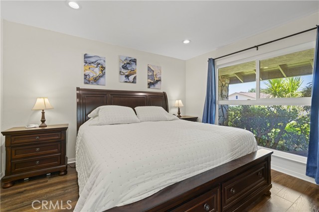 Detail Gallery Image 25 of 57 For 26817 Oak Branch Cir, Newhall,  CA 91321 - 2 Beds | 2 Baths