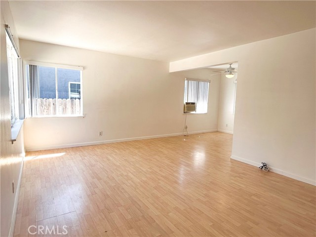 Detail Gallery Image 8 of 36 For 10645 Wolfe Ave, Riverside,  CA 92505 - 3 Beds | 1 Baths